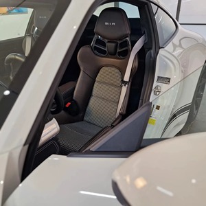 รถปอร์เช่ 911 R ปี 2016 มือสอง สภาพดี รับรองความสะอาดถูกต้อง - Product Image 5