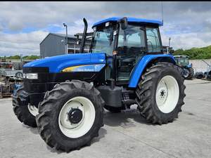Tractores agrícolas New-Hollands 4WD fácilmente disponibles, multifuncionales con cargadores frontales a la venta, compre un tractor New-Holland - Product Image 6