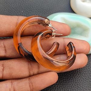 Pendientes de gota de madera de resina de diseño náutico hechos a mano para mujer modelo de recuerdo de estilo de amor bonito ideal para graduación - Product Image 4