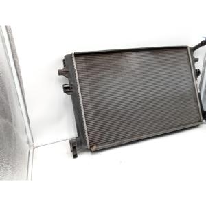 Radiador de Agua Adicional VOLKSWAGEN Passat Variant B8 (3G5, CB5) (14>) 5q0121251gc Diésel 2.0 - Product Image 2