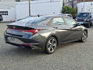 ELANTRA SEL FWD 2023 USADO EN BUEN ESTADO, EXTERIOR GRIS PORTOFINO, INTERIOR GRIS MEDIO, SEDÁN DE ALTO RENDIMIENTO, CVT, TRACCIÓN DELANTERA, HP 147 R - Product Image 6