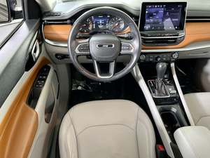 J COMP-ASS LIMITED LUXURY SUV 4WD 2022 USADO EN BUEN ESTADO - Product Image 3