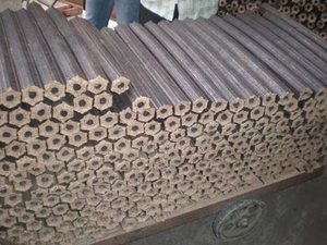 Briquetas RUF de madera de alta calidad, hechas de madera dura, ideales para sistemas de calefacción eficientes. Disponible a precios baratos al por mayor - Product Image 2