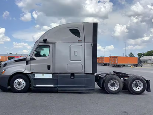 Used Affordable 2022 <b>Freightliners</b> Cascadias 126 Sleeper Semi <b>Truck</b> 72 Condo Sleeper 455HP 12 Speed Automatic - Product Image 2