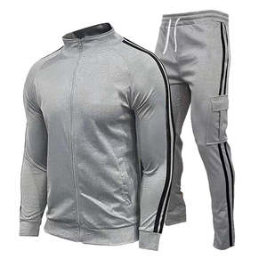 Conjunto de chándal de entrenamiento para hombre con logotipo personalizado, ropa deportiva informal sólida y a rayas - Product Image 5