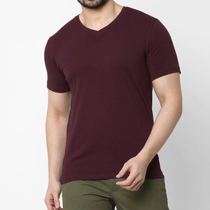 T-shirts pour hommes en coton 100% respirant et élégant, col en V, tricoté, imprimé, surdimensionné, couleurs personnalisées, manches courtes, fournisseur direct - Product Image 4