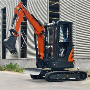 Excavadora usada mini Kubota de 5,5 toneladas de servicio pesado disponible a precio al por mayor - Product Image 3
