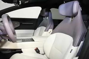 2026 AVHA-TRR 12 Faible kilométrage Transmission automatique Toit ouvrant panoramique Feux LED Feux de jour LED 6 places Prêt à être expédié - Product Image 2