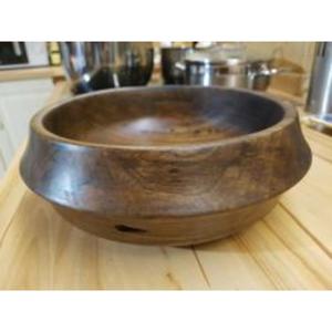 Tazón clásico de madera para servir con acabado natural para mesa de cocina de granja moderna, ensalada, pan, fruta - Product Image 1