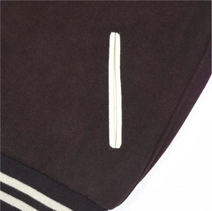 Chaqueta Varsity de béisbol vintage para hombre, 100% lana en el cuerpo, mangas de cuero, estilo Letterman. - Product Image 5