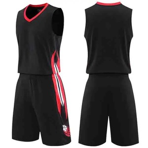 Uniforme de basket-ball imprimé par sublimation personnalisé, uniformes d'équipe de haute qualité en gros, maillots de basket-ball élégants et respirants - Product Image 1
