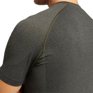 OEM Vente en gros 95% coton 5% élasthanne Hommes Slim Fit Tee Shirt Long Drop ourlet incurvé Col rond Muscle Fitness Hommes Gym T-Shirts - Product Image 6