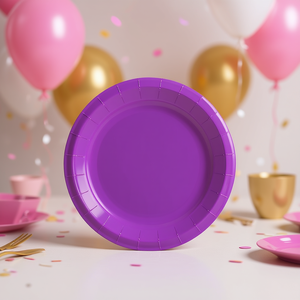 Assiettes en papier violettes Party Love 17 cm jetables pour fêtes, sachet de 12 pièces - Product Image 3