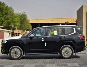 Toyota Land Cruiser SUV 2024, Volante a la Izquierda, Automático, Nuevo, Transmisión DCT de 7 Velocidades, 7 Asientos, Luces LED, Diésel, R19, Cámara Trasera - Product Image 3