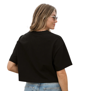 T-Shirt Nera da Donna Crop Boxy in Cotone Organico di Lusso 100% Pre-Ristretto Certificato GOTS Premium Durevole Vestibilità Comoda - Product Image 6