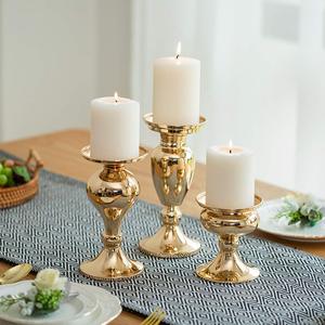 Beau bougeoir en métal bougeoir fantaisie pour décor de table de mariage avec élégant verre cristal fer et support design en bois - Product Image 3