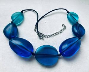 Collier artisanal en chaîne de perles en résine classique, dernière tendance, haute qualité, haute couture, femmes Inde - Product Image 5