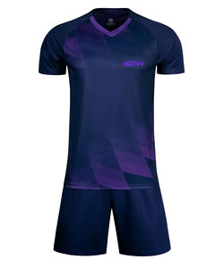 Venta al por mayor uniformes de fútbol sublimación equipo personalizado camisetas de fútbol pantalones cortos de poliéster de secado rápido transpirable en blanco a granel ropa deportiva - Product Image 1