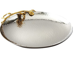 Bandeja de acero inoxidable Hammed con asas usadas para servir comida y bebidas a los invitados Patrón sólido Material de alta calidad Navidad - Product Image 6