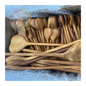 Venta al por mayor de cucharas de madera en forma de corazón de alta calidad, perfecto para pedidos a granel y al por menor - Product Image 6