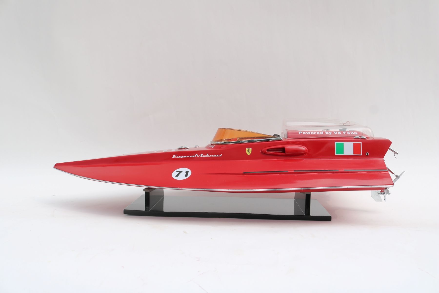 กุหลาบต้นแมดเด