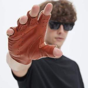 Guantes de Conducción de Cuero para Invierno, Forro Suave, Diseño Transpirable, Ajuste Flexible, Agarre Seguro para Viajes en Clima Frío y Uso al Aire Libre - Product Image 2