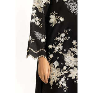 Khaddi Bohemian ชุด Co-Ord IPST-44373ปักสุทธิผ้าชีฟองและผ้าฝ้ายที่มีขนาด XL และ XXL - Product Image 3