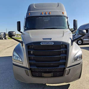 En venta: Camión semirremolque Cascadia 126 Sleeper 2021, limpio y bien mantenido. Exportación a todo el mundo con envío puerta a puerta. - Product Image 1