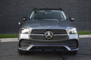 Mercedes-Benz GLE 350 RWD 2023 Usado en Buen Estado - Product Image 2
