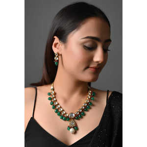 Kundan <b>Necklace</b> with <b>Emerald</b> Color Stone Beading <b>Gold</b> Plated Fine Jewelry Set Featuring Copper Diamond Pearl Zircon for Gift - Product Image 6