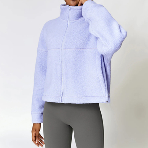 Vestes courtes Sherpa d'hiver personnalisées pour femmes Manteaux en polaire douillets à fermeture éclair complète Veste Sherpa chaude personnalisée pour femmes en plein air - Product Image 4