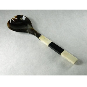 ชุดช้อนเขาควายธรรมชาติและมีดส้อมวัวด้ามสั้นเครื่องครัวและของตกแต่งบ้านแจกของรางวัล - Product Image 1