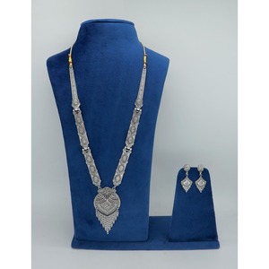 Collier avec boucles d'oreilles Parure de bijoux Oxodise Laiton pur Haute qualité Émirats arabes unis Dubaï Collier Design Parure de bijoux - Product Image 1
