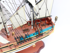 Gia Nhien Diseño personalizado del fabricante HMS Bounty Modelo de barco de madera Material de metal artesanal de alta calidad para uso de regalo - Product Image 5