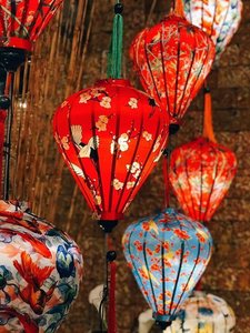 Lanternes en soie de bambou naturel les plus vendues pour la décoration, lanterne en soie traditionnelle de Hoi An de haute qualité de 99 GD - Product Image 6