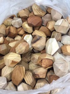 Bloques de equilibrio de madera ecológicos, juguete educativo para niños Tumi Ishi Wood Rock Set - Product Image 4