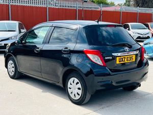 TOYOTA YARIS 1.33 TR d'occasion 2011, conduite à gauche/droite - Product Image 3