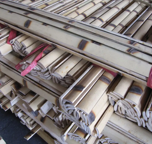 Split Bamboo Export Grande quantité Split Half Cut Poteaux de bambou Matériaux naturels - Product Image 6