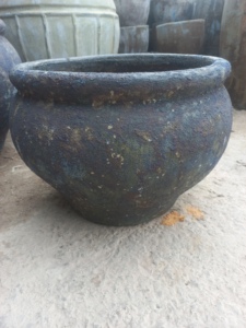 1. Jardinières anciennes rondes en céramique du Vietnam best-seller vases de jardin en plein air grande feuille pour la conception de poterie d'utilisation de mur ou de plancher - Product Image 6