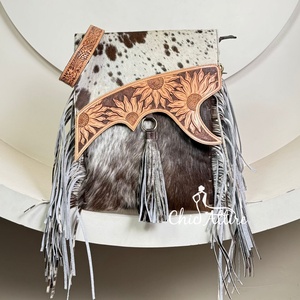 2025 vente en gros bas quantité minimale de commande sac à main en cuir usiné pour femmes de haute qualité en cuir de vachette frange sac à bandoulière pour dames - Product Image 1