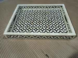 Bandeja de Servicio de Lujo Moderna con Incrustaciones de Nácar para Bodas y Diwali - Product Image 2