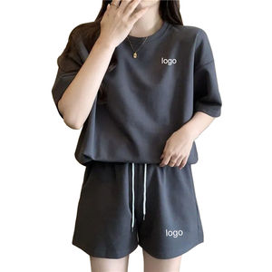 Conjunto de pantalones cortos de poliéster transpirable para mujer, servicio OEM al por mayor, Camiseta holgada, pantalones cortos para correr y trotar, chándal de verano - Product Image 4