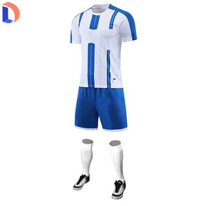 ชุดฟุตบอลคุณภาพสูงปี 2024 สำหรับทุกเพศ พิมพ์ลายดิจิทัล บริการ OEM สำหรับผู้ใหญ่ ผลิตจากโพลีเอสเตอร์ 100% สีสันปรับแต่งได้ - Product Image 2