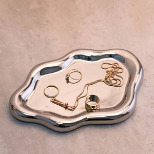 Plateau de service en aluminium de qualité luxueuse fini brillant antique de haute qualité Nouveau design Qualité parfaite - Product Image 1