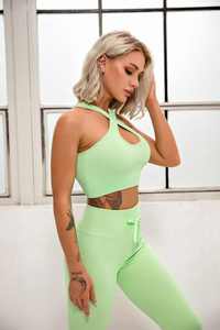 Ensemble de vêtements de yoga pour femmes personnalisé en 2 pièces, côtelé, respirant, extensible, tenue de sport pour la salle de sport, leggings de yoga sans couture à taille haute, soutien-gorge de sport - Product Image 5