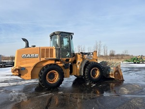 Chargeuse compacte CASE 621F 2016 avec capacité de 400 tonnes, roulement et moteur - Product Image 3