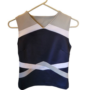 Top Deportivo para Animadoras, Material Elástico y Flexible para Movimiento Activo y Actividades en Equipo - Product Image 1