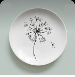 Service d'assiettes en céramique à motif vert inspiré de la nature, design botanique artistique, finition durable pour tables à manger modernes et fraîches - Product Image 4