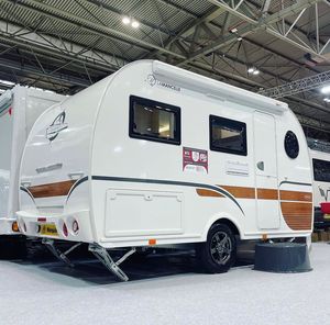 Nueva caravana de 750 kg, mini caravana, remolque camper en venta a precios económicos. - Product Image 3