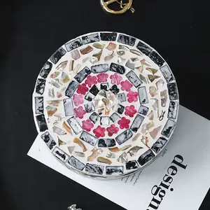 High Quality <b>Decorative</b> Round <b>Box</b> Mother of Pearl Inlay <b>Storage</b> <b>Box</b> Customized <b>Box</b> for Chocolate Display Handmade in Vietnam - Product Image 3